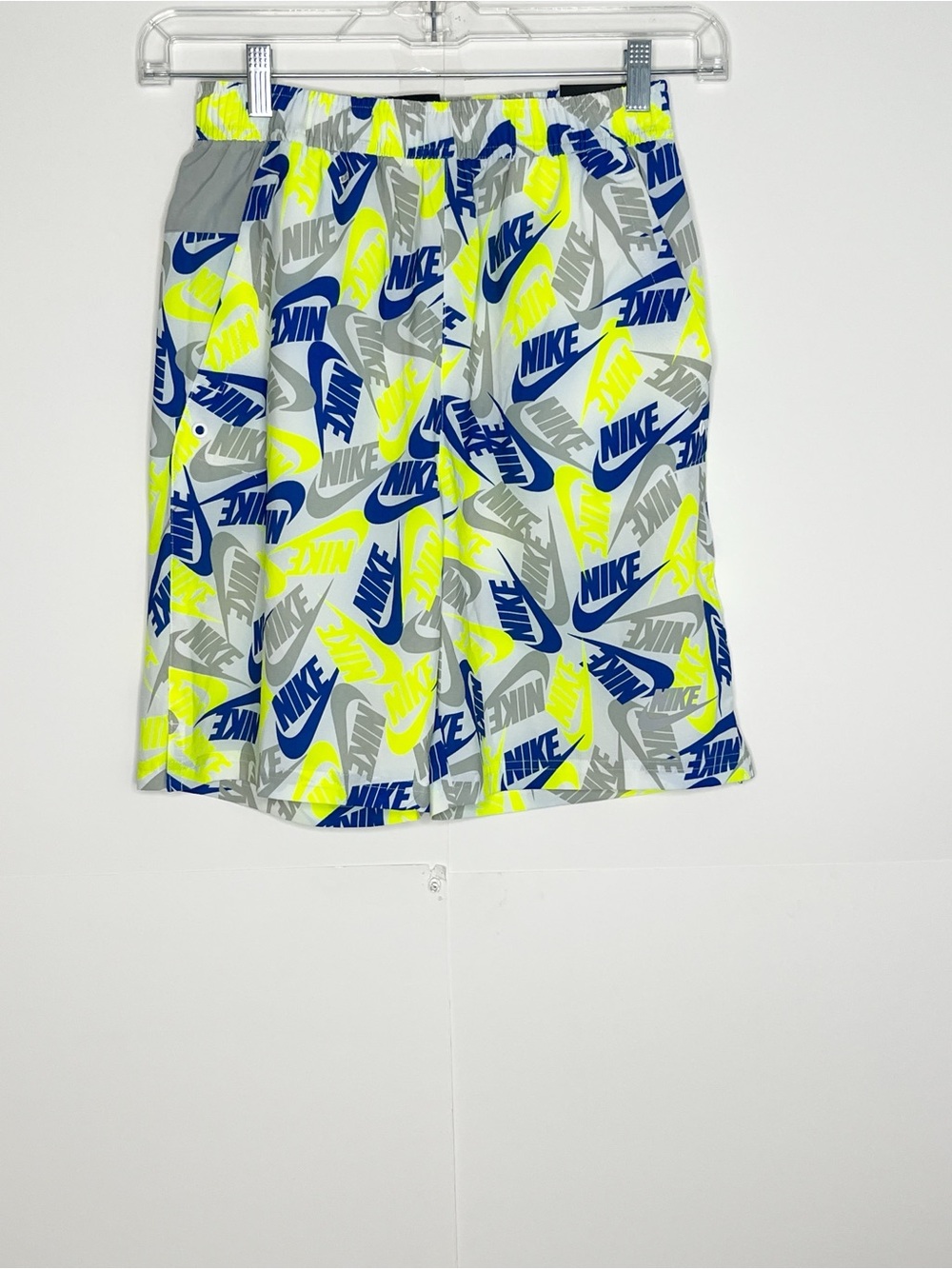 Nike Boys Printed Shorts Size XL
